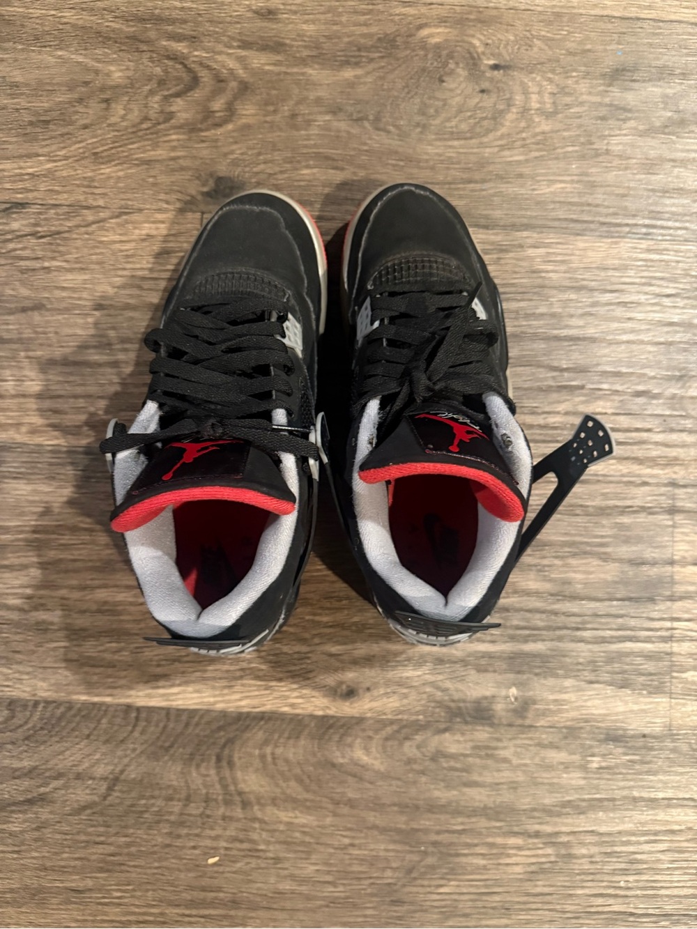 Air Jordan 4 Retro “Bred”